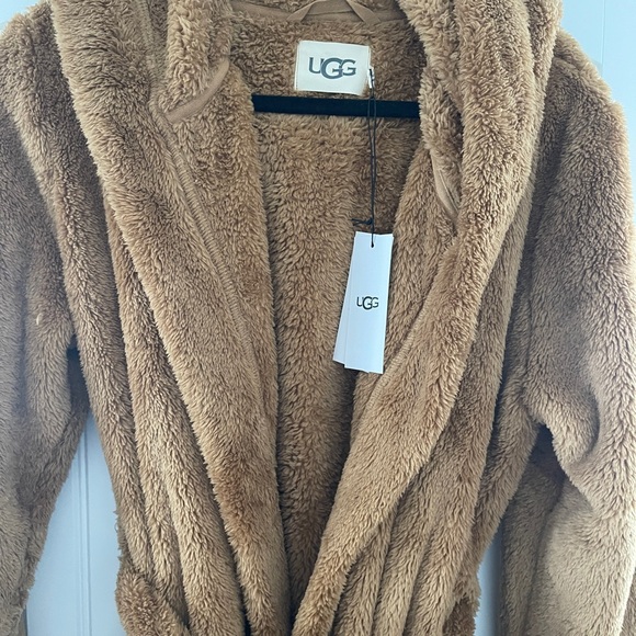 UGG robe **brand new - Picture 3 of 4
